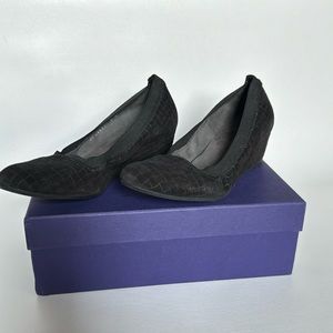Stuart Weitzman Squooze Nero Dama Velcro Weave Size 10.5b shoe